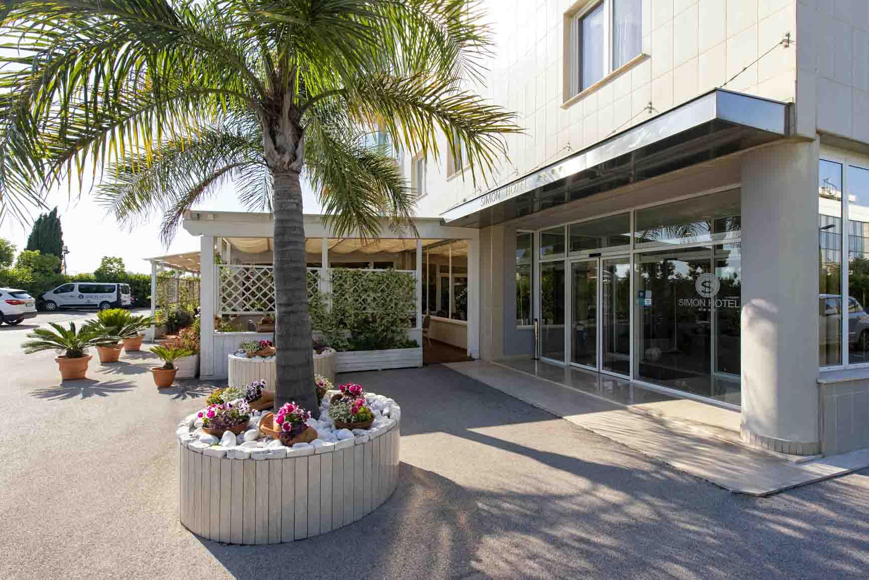Simon Hotel Pomezia Exterior foto